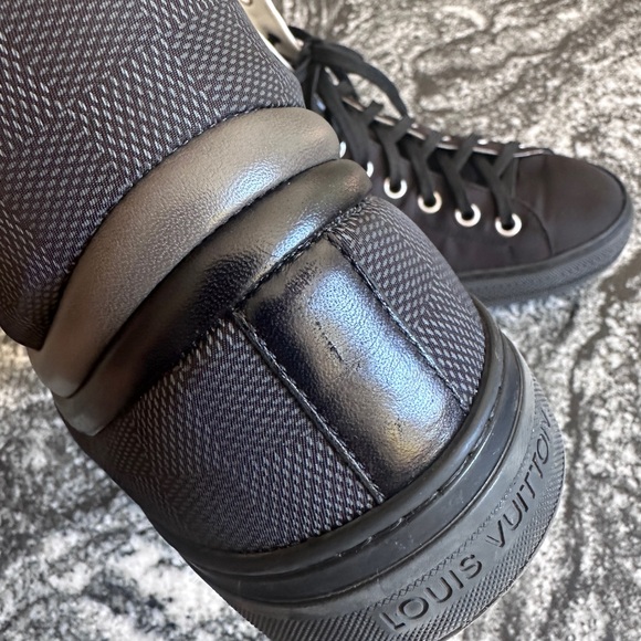Louis Vuitton Damier Graphite Pattern Nylon Sneakers - Picture 10 of 11